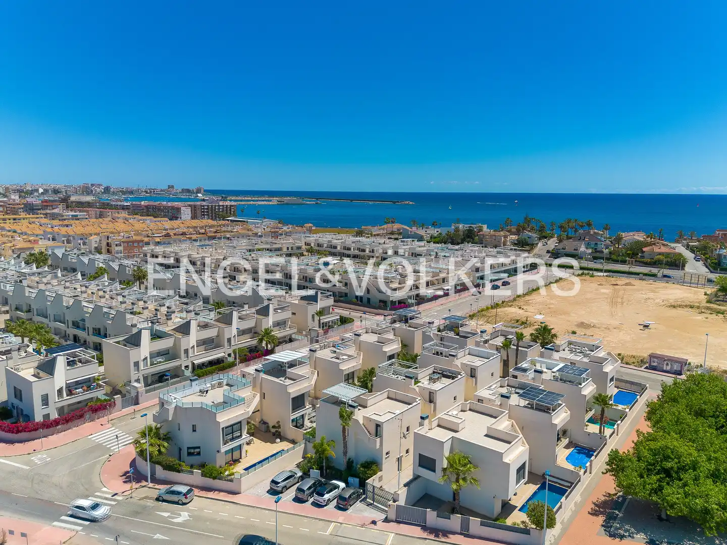 Casa o chalet en venta en Torrevieja con Aire acondicionado, Calefacción y Jardín privado