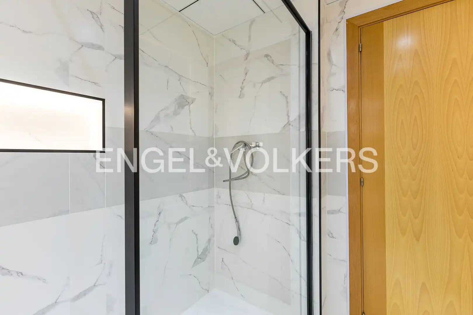 Baño de Piso en venta en Vilanova i la Geltrú con Aire acondicionado, Calefacción y Trastero