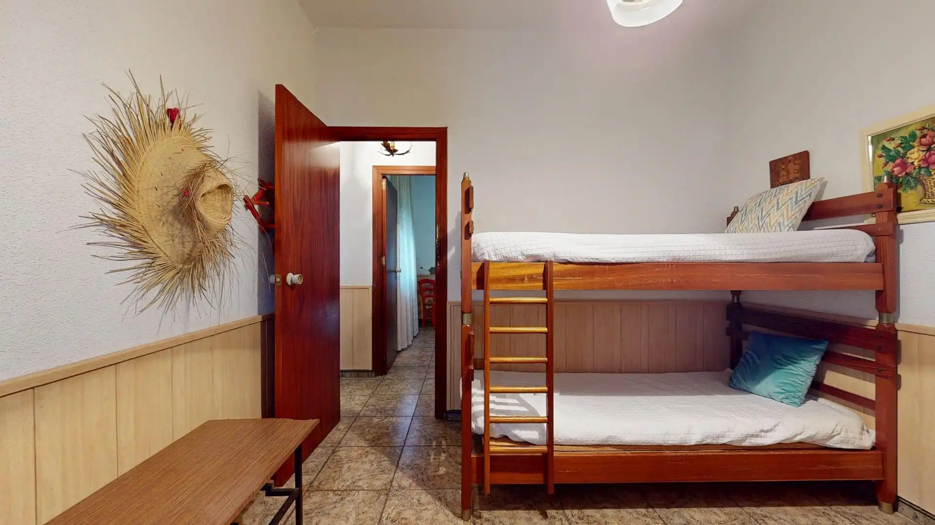 Dormitori de Casa o xalet en venda en Pilar de la Horadada amb Jardí privat