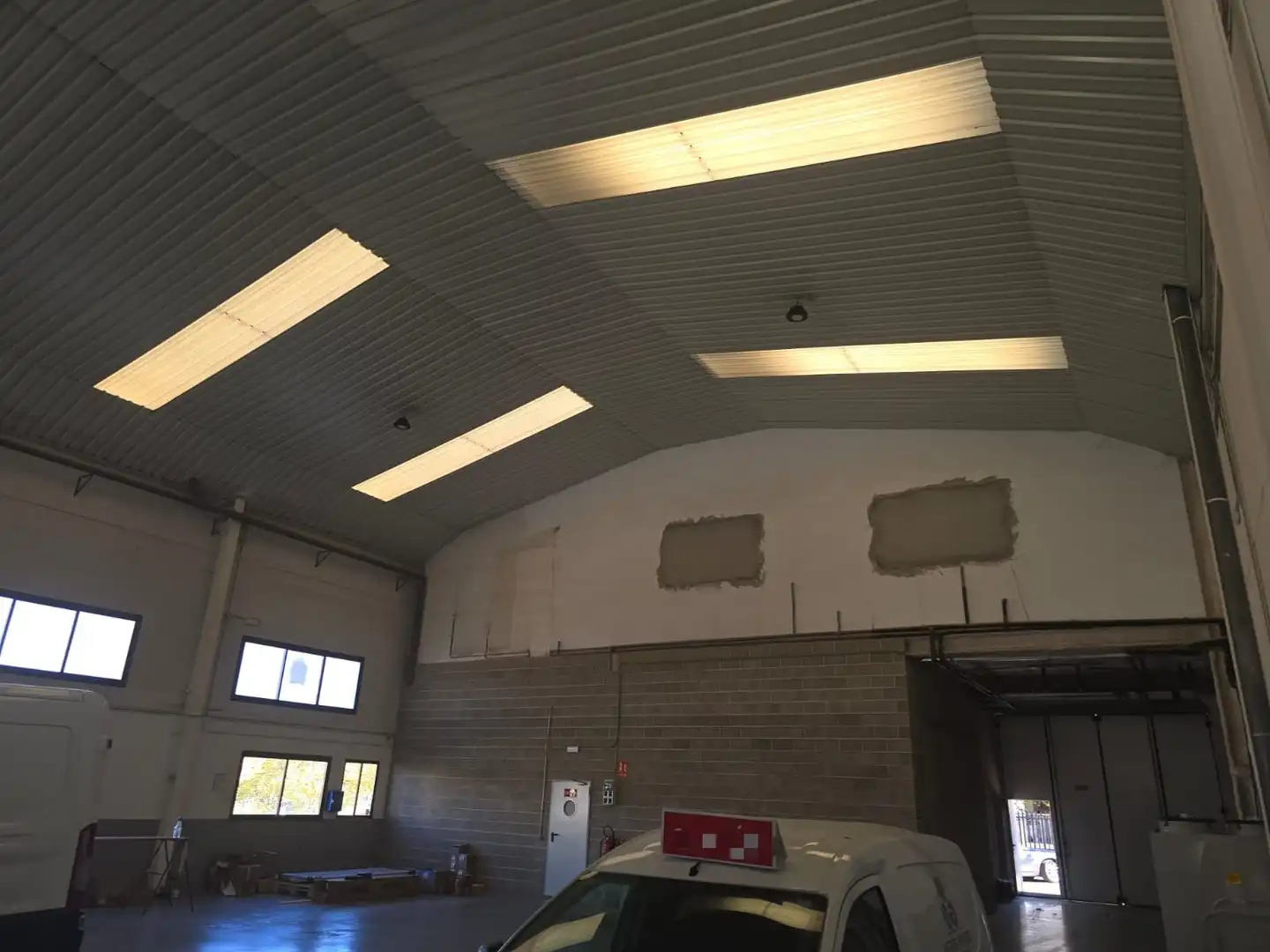 Nave industrial en alquiler en Urbanización Este - Montepríncipe, imagen 5