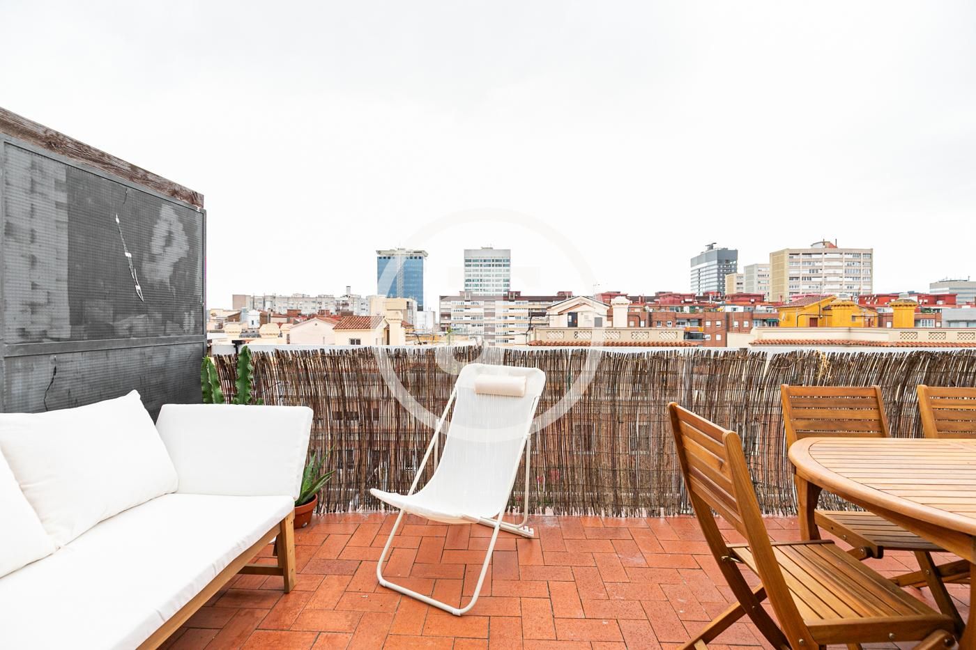 Terrace of Attic to rent in  Barcelona Capital  with Air Conditioner, Heating and Furnished