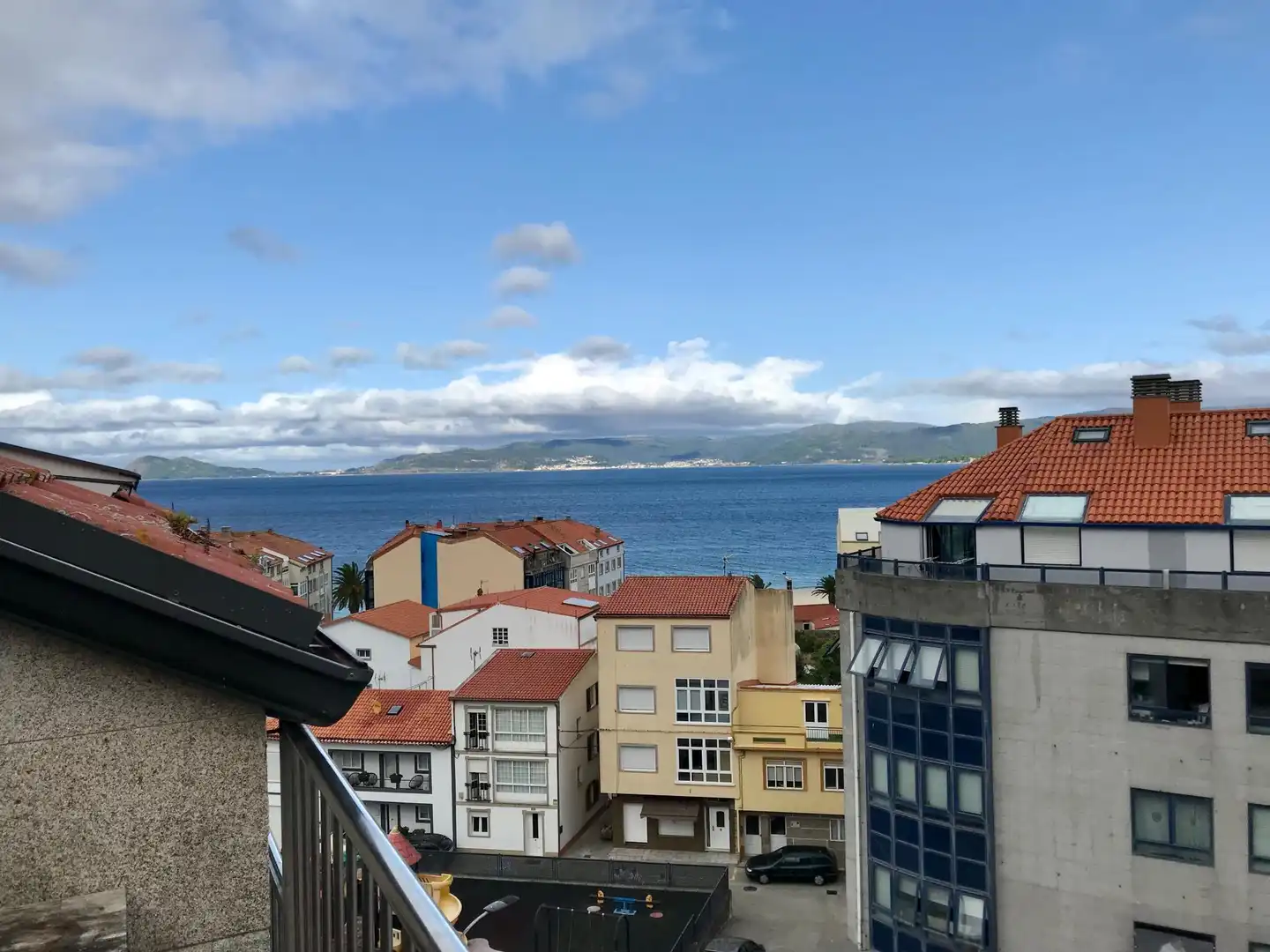 Exterior view of Attic for sale in Porto do Son  with Terrace and Furnished