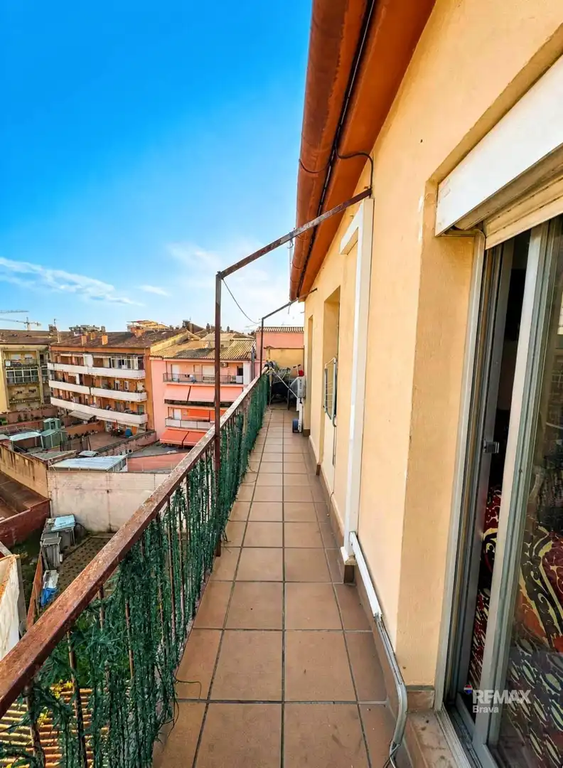 Terrassa de Apartament en venda en Girona amb Aire condicionat, Calefacció i Terrassa
