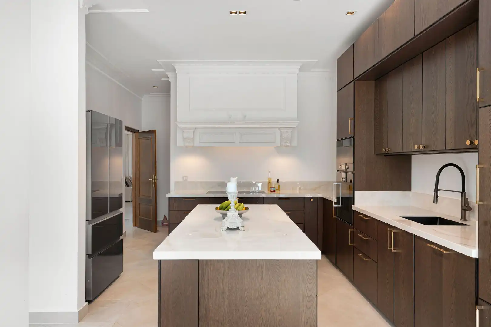 Kitchen of Houses for sale in Benahavís  with Air Conditioner, Private garden and Swimming Pool