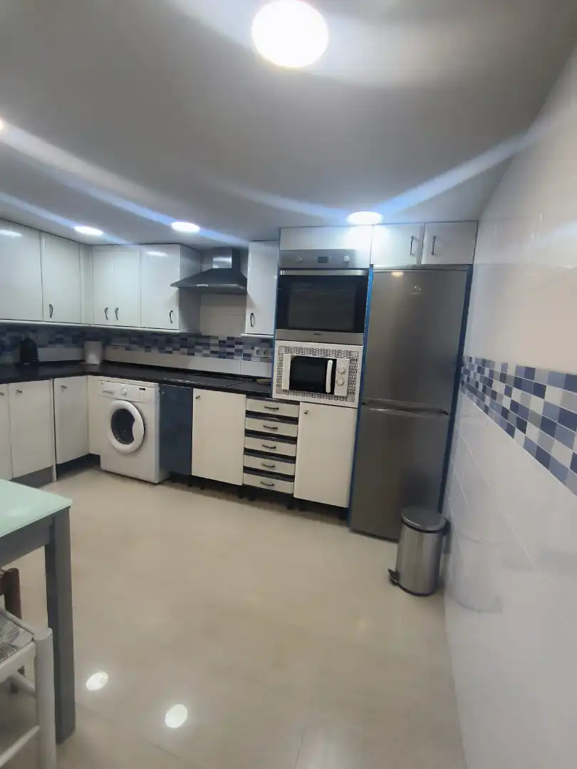 Cocina de Casa o chalet en venta en Melgar de Fernamental con Calefacción, Jardín privado y Trastero