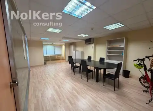 Oficina en venta en Barcelona con Aire acondicionado, Calefacción y Amueblado