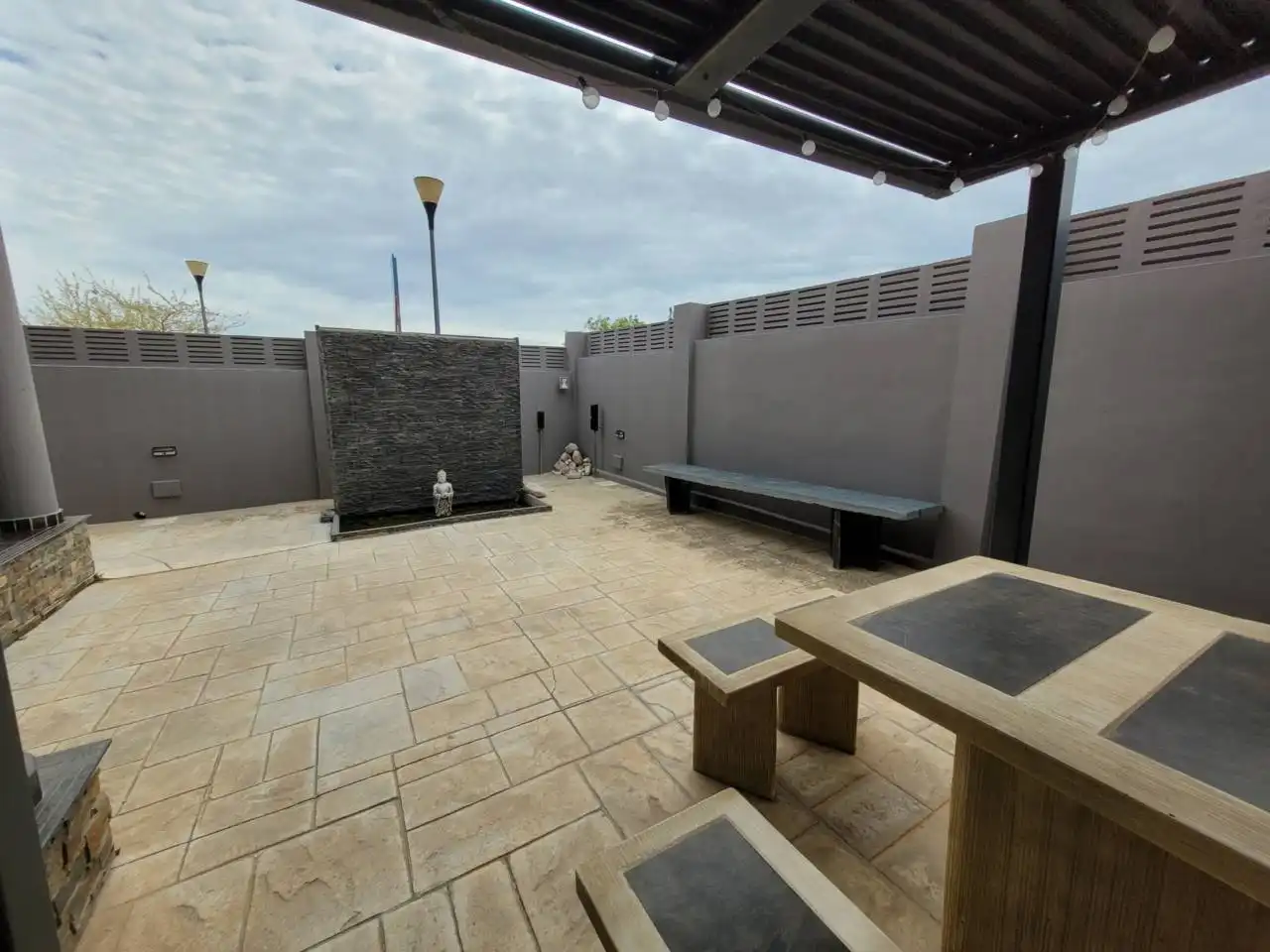 Terrassa de Casa o xalet en venda en Baza amb Aire condicionat, Calefacció i Jardí privat