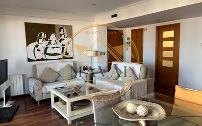 Living room of Attic for sale in  Valencia Capital  with Air Conditioner, Heating and Private garden