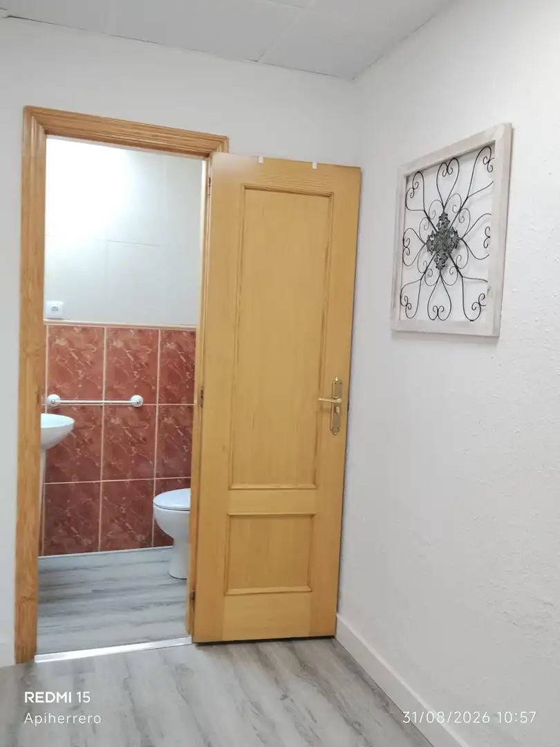 Bathroom of Flat for rent in Alicante / Alacant  with Air Conditioner and Furnished