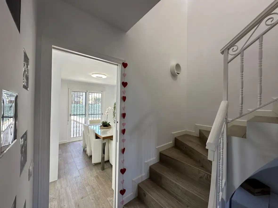 Casa o xalet de lloguer a CALLE MONTE DE SANTA POLA 30 , Monte Faro - Altomar II
