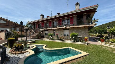 Casa en venta en Valle De Mena, 11 dormitorios.