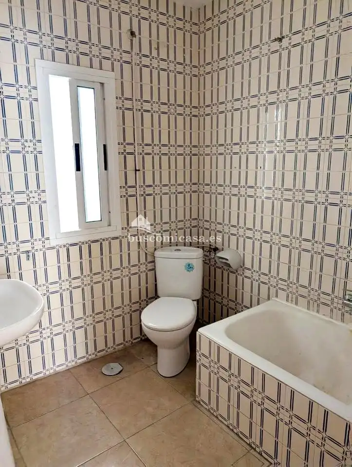 Baño de Piso en venta en Jaén con Balcón