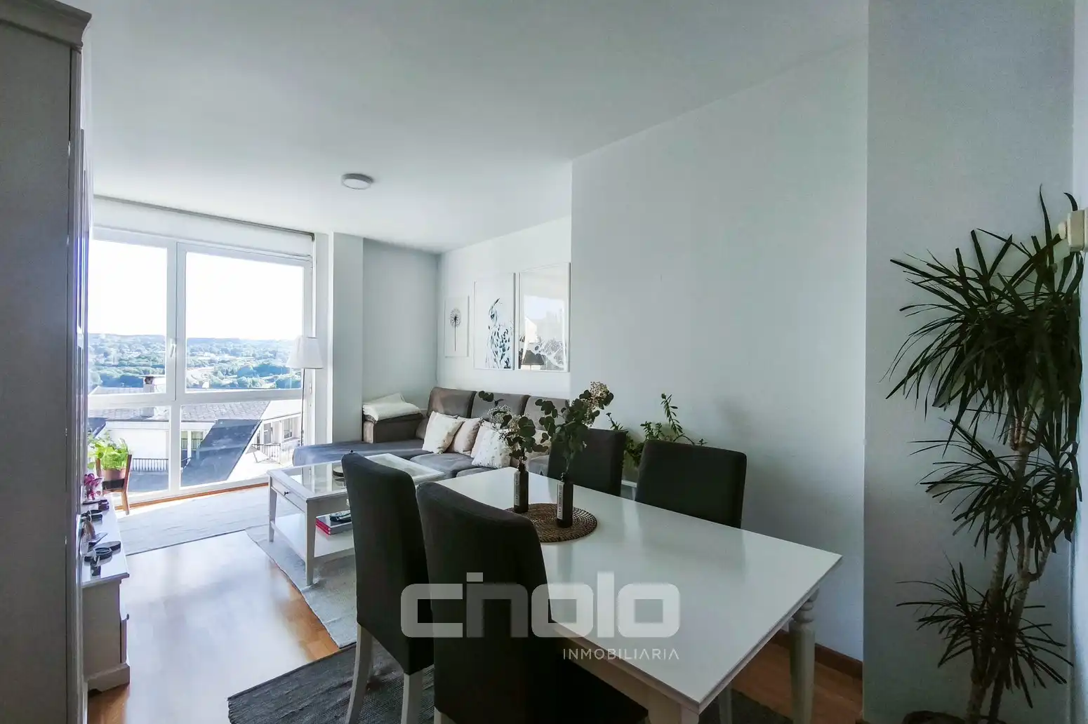 Sala de estar de Piso en venta en Lugo con Calefacción, Trastero y Amueblado