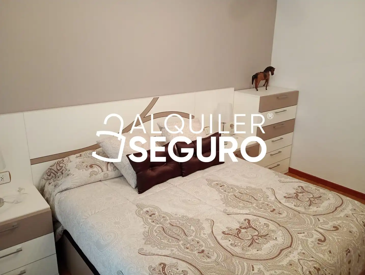 Schlafzimmer von Wohnung zur Miete in Vitoria - Gasteiz mit Heizung, Terrasse und Möbliert