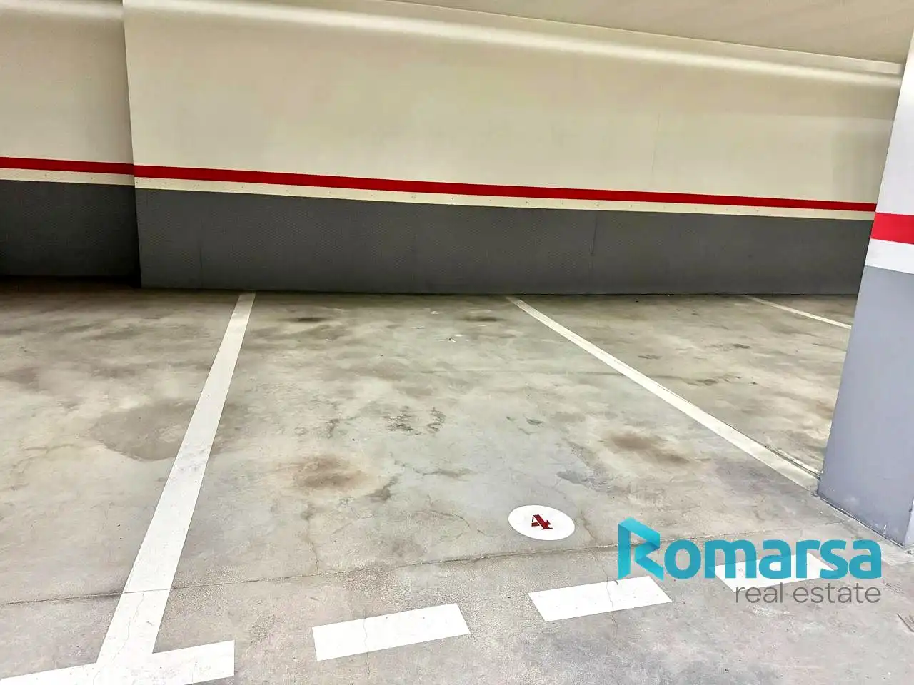 Parking of Flat for sale in Ávila  with Heating, Terrace and Furnished