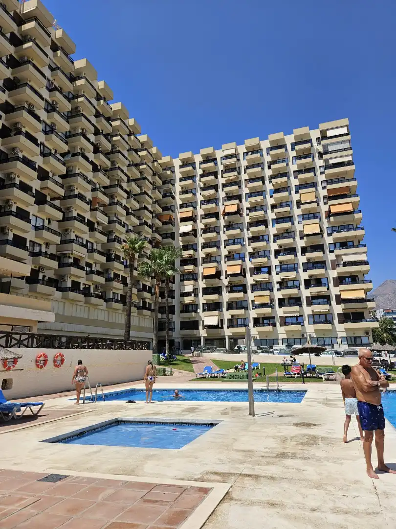 Apartamento de alquiler en Calle Torrealmádena, 3, Cortijo Torrequebrada