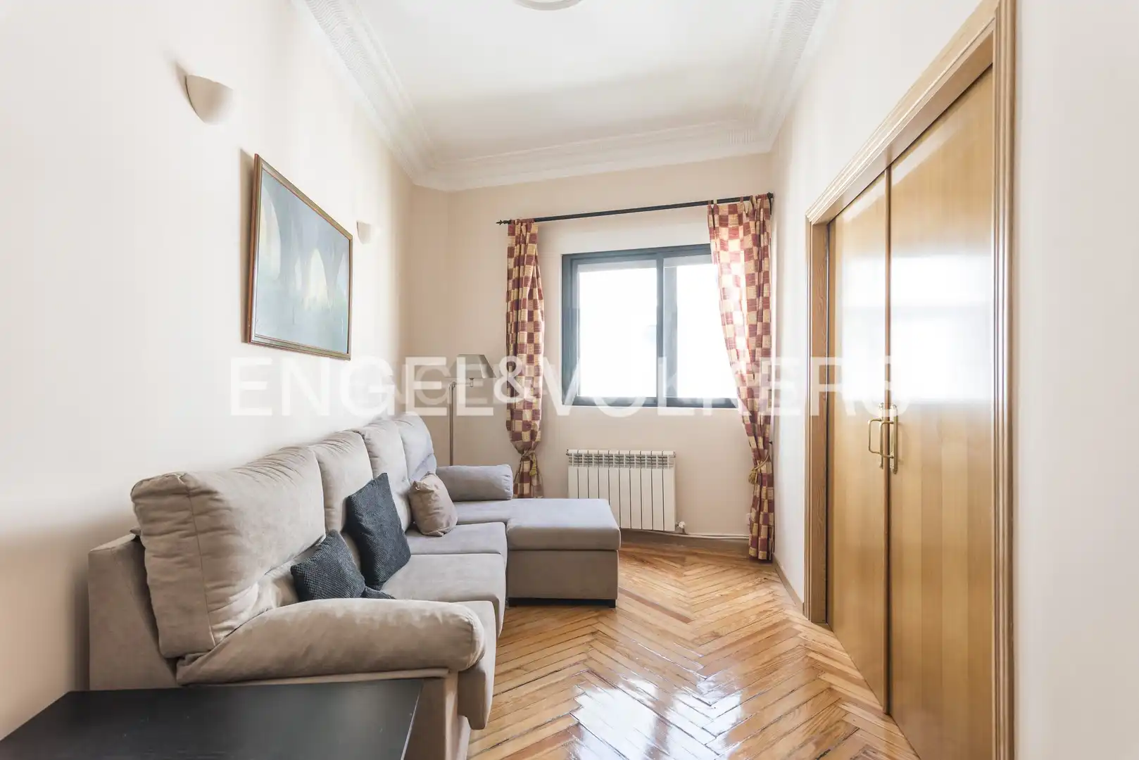 Living room of Flat for rent in Madrid  with Air Conditioner, Heating and Furnished