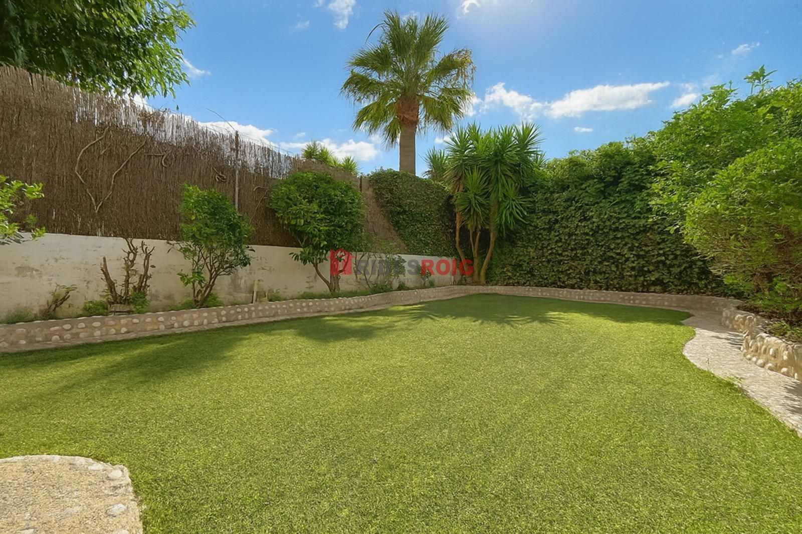 Jardí de Casa adosada en venda en Sant Pere de Ribes amb Calefacció, Jardí privat i Terrassa