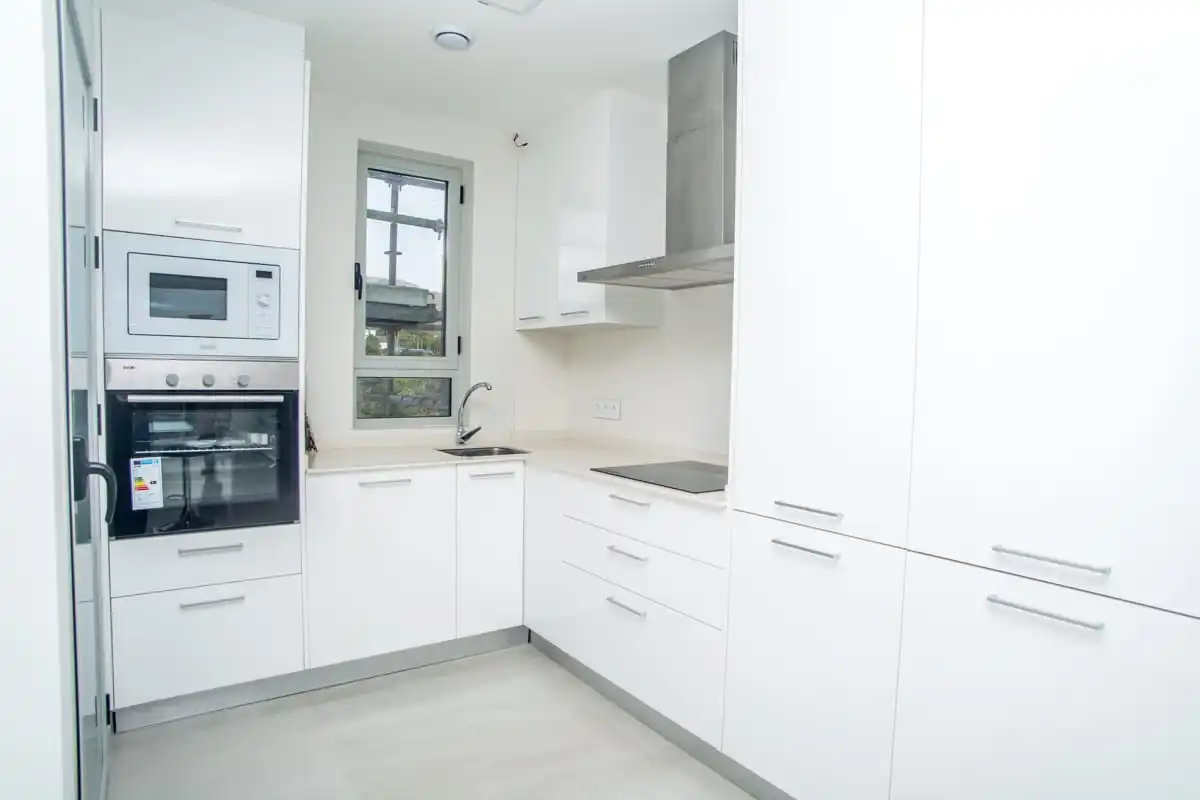 Cuina de Apartament en venda en Finestrat amb Aire condicionat, Calefacció i Jardí privat