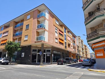 Individual con ascensor en venta en Carrer Segària 25