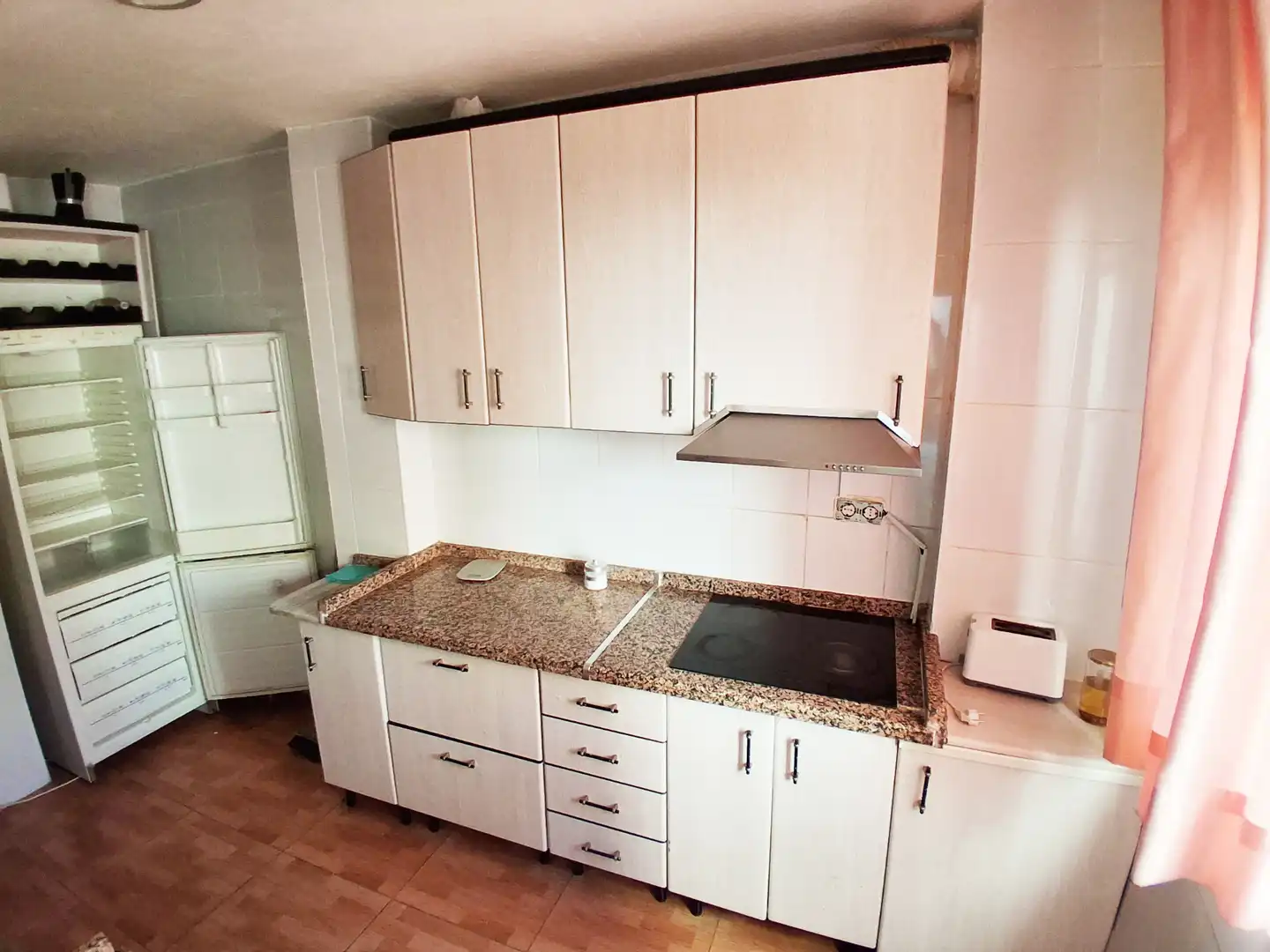Kitchen of Flat for rent in Granada  with Furnished, Oven and Washing machine