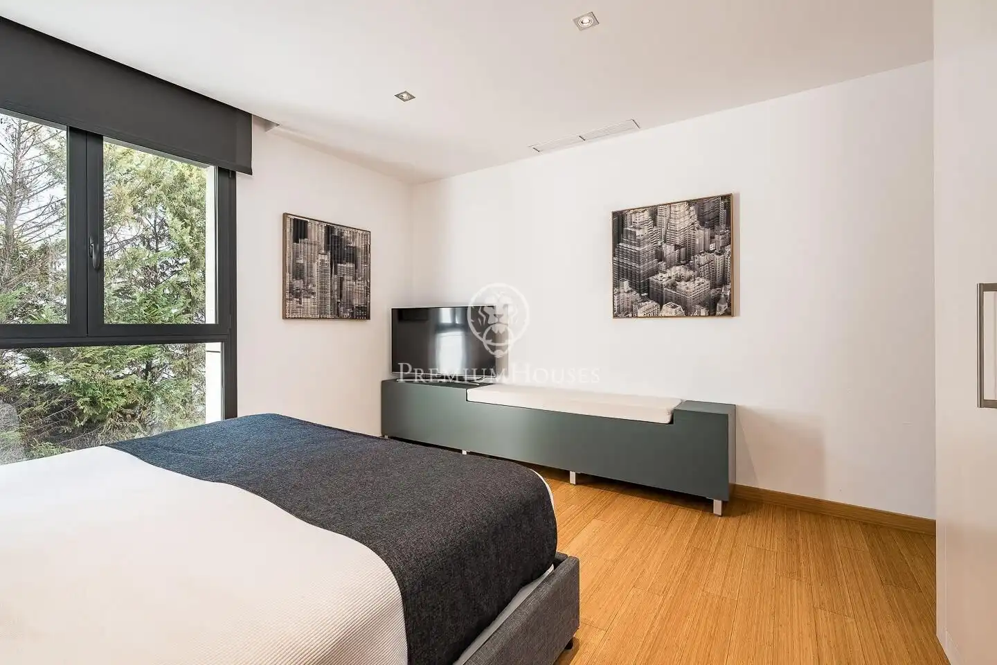 Bedroom of Houses for sale in Sant Cugat del Vallès  with Air Conditioner, Heating and Private garden