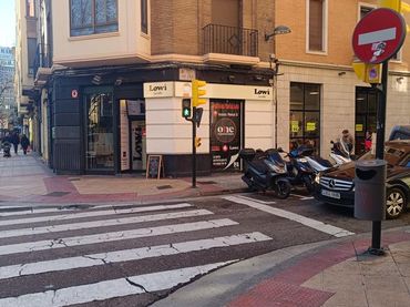 Local comercial en alquiler en De San Vicente De Paúl 9