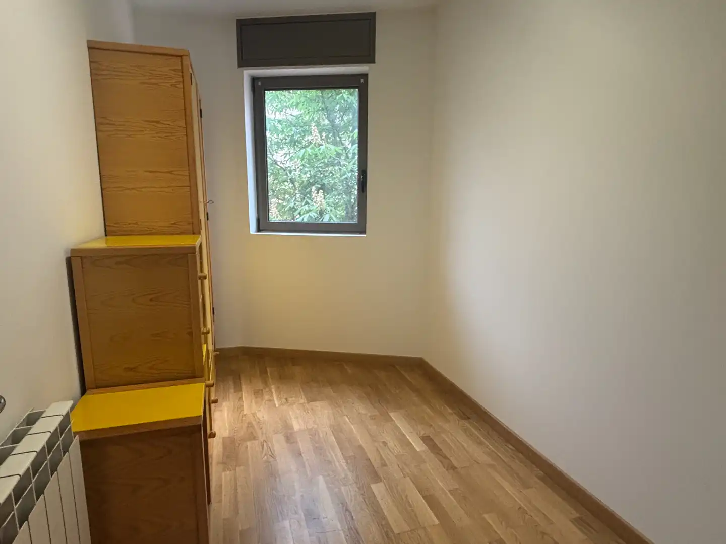 Dormitori de Pis en venda en Terrassa amb Aire condicionat, Parquet i Forn