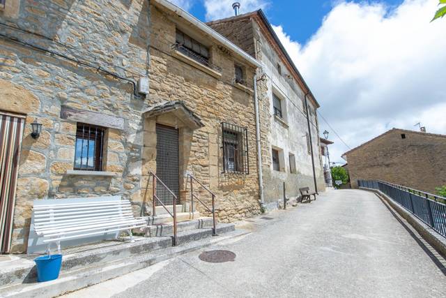 Casa adosada en Venta en Guirguillano