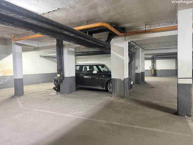 Garaje en Alquiler en DOCTOR GOMEZ ULLA en Guindalera