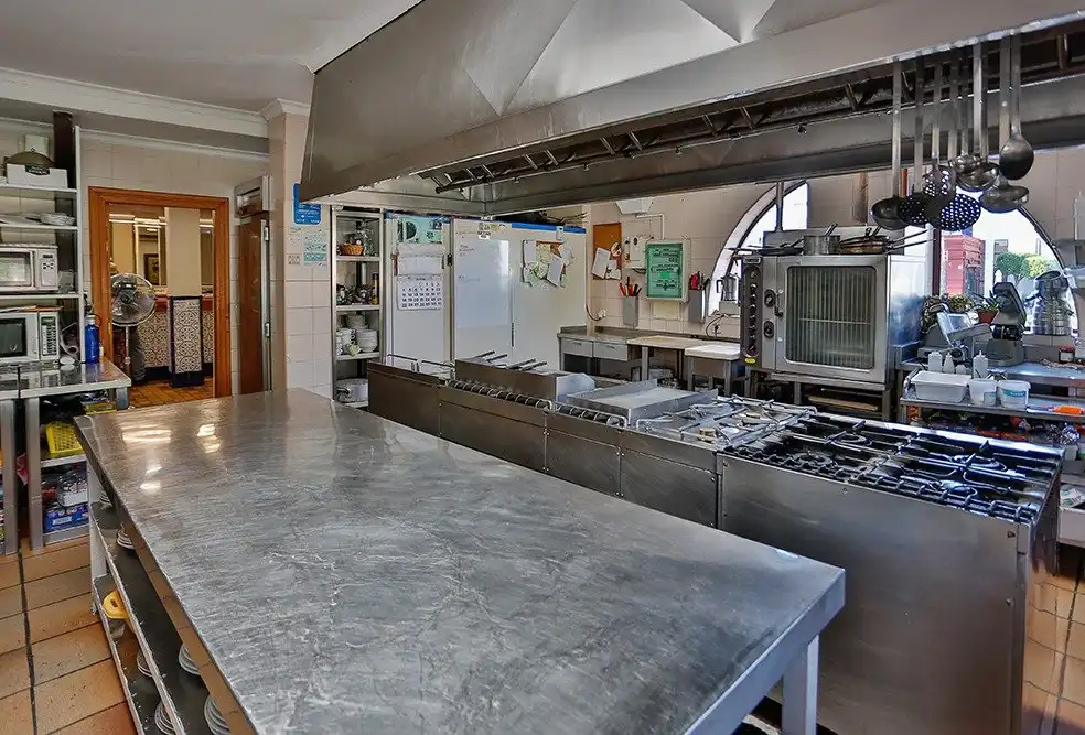 Kitchen of Buildings for sale in Sardón de Duero
