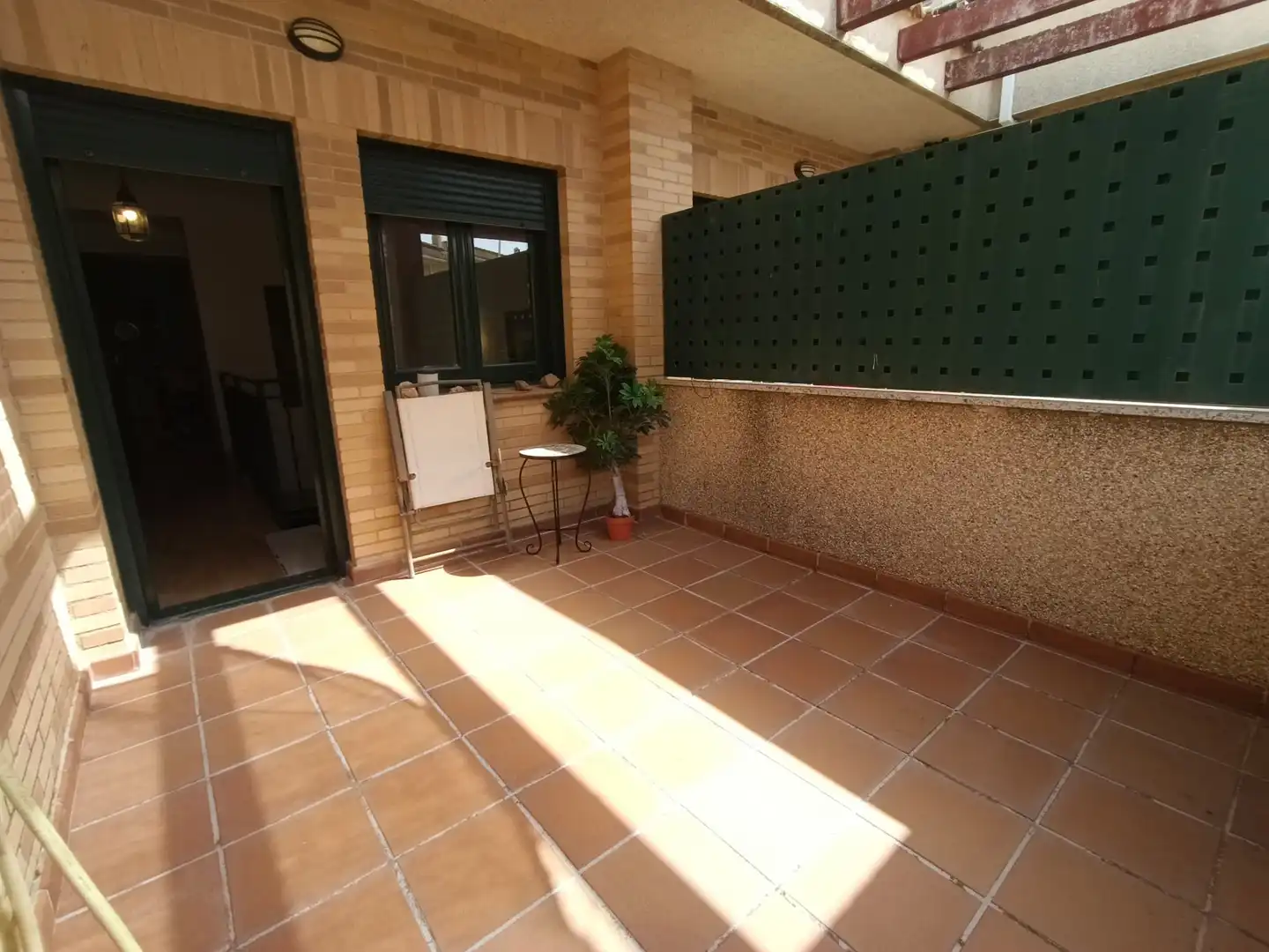 Terrassa de Casa adosada en venda en Cáceres amb Parquet i Traster