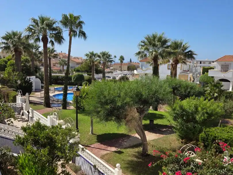 Jardí de Pis en venda en  Almería Capital amb Terrassa