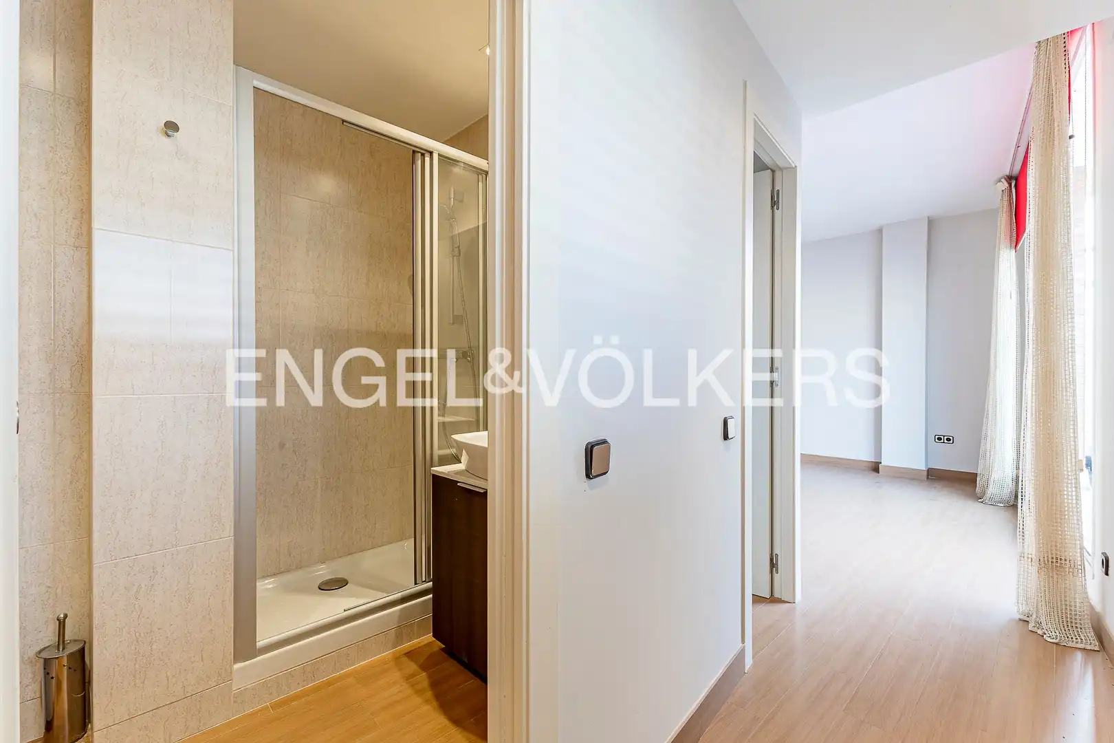 Habitación de Ático en venta en Barcelona con Aire acondicionado, Calefacción y Parquet