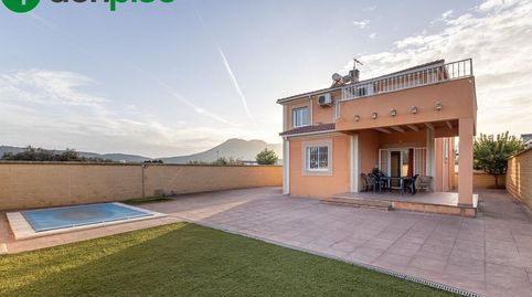 Foto 2 de Casa o chalet en venta en Calle Calle Venus, Atarfe, Granada