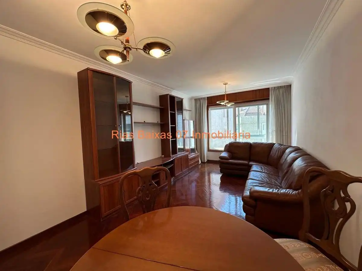 Sala de estar de Piso en venta en Vigo  con Calefacción