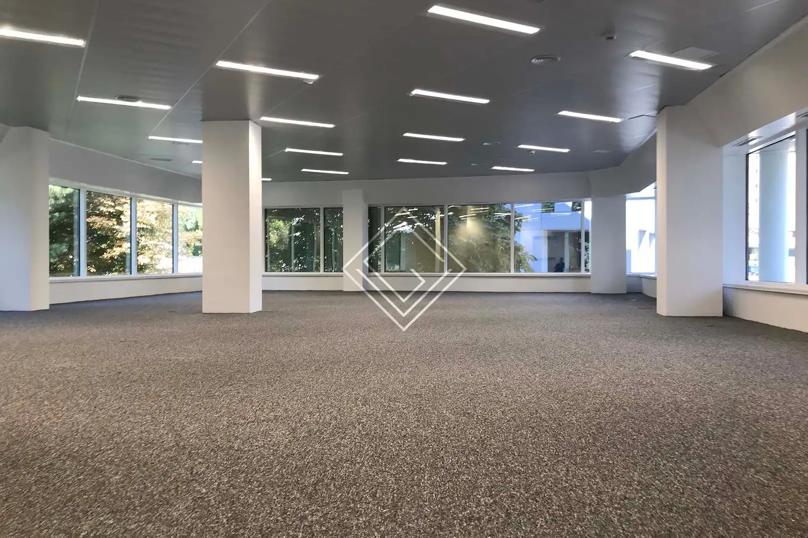 Office for rent in Madrid  with Air Conditioner and Heating
