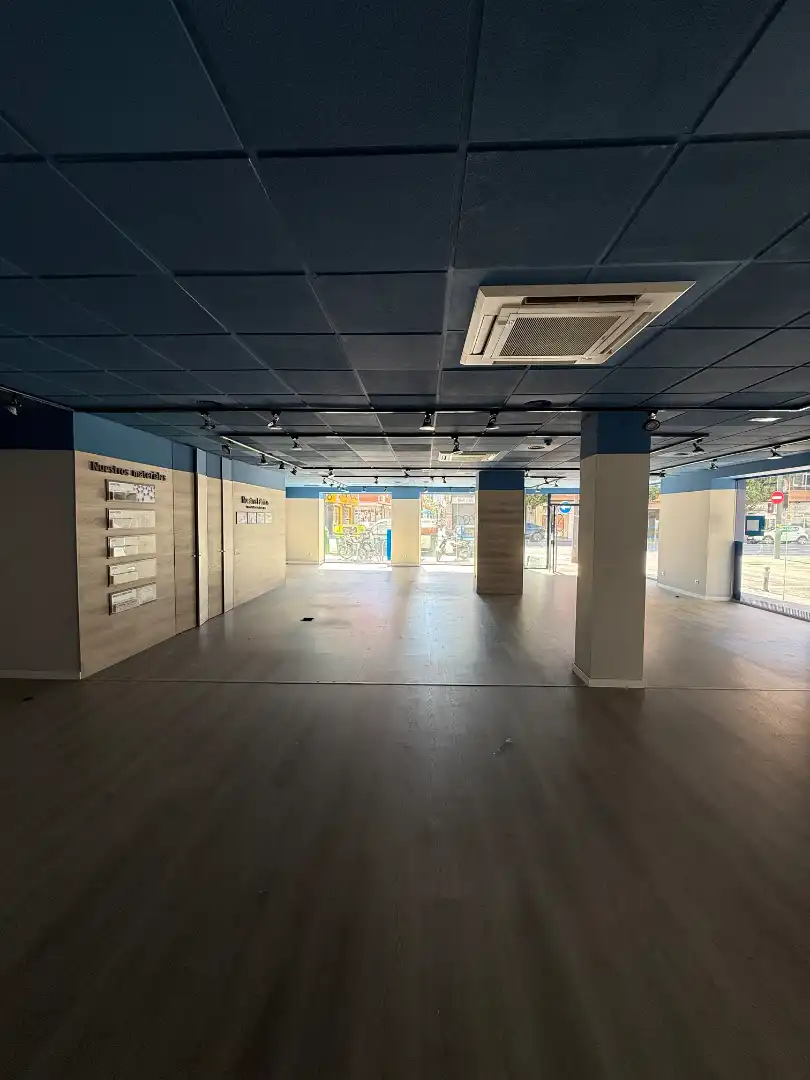 Gewerbefläche zur Miete in Avinguda del Port 97, imagen 6