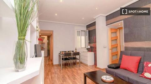Photo 2 of Apartment to share in Pacífico,  Madrid Capital