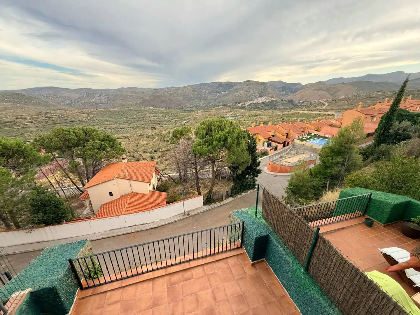 Vista exterior de Casa adosada en venda en Toràs amb Calefacció, Jardí privat i Terrassa