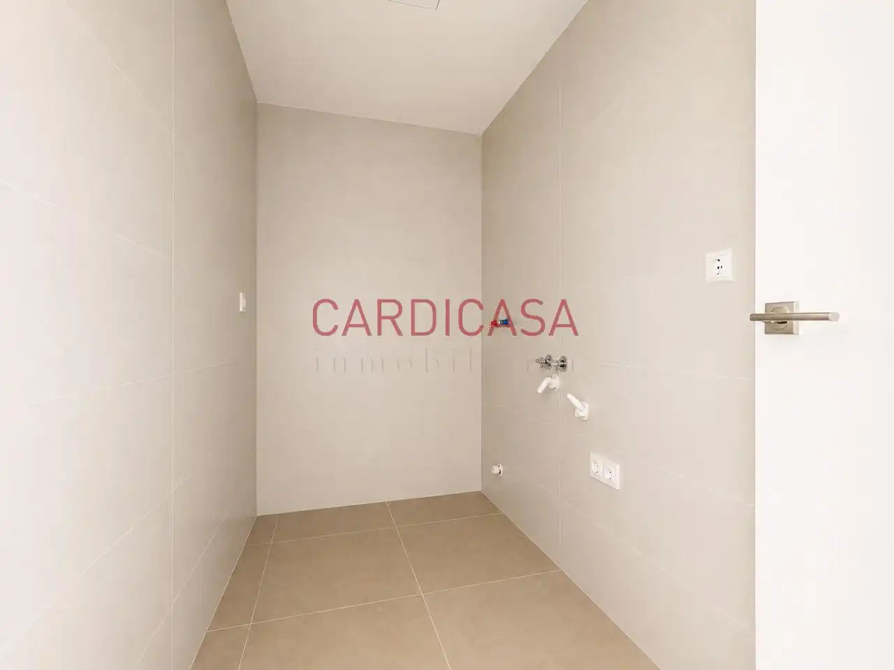 Bathroom of Flat for sale in Vigo   with Heating and Terrace