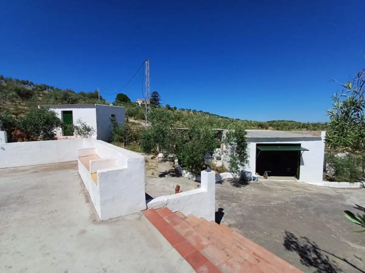 Vista exterior de Finca rústica en venda en Alozaina amb Aire condicionat, Calefacció i Terrassa