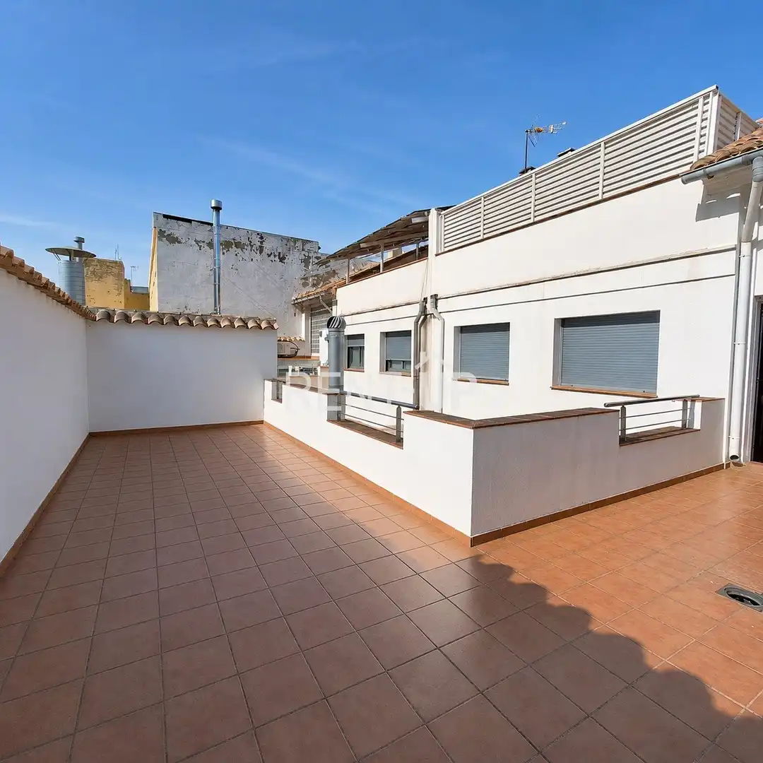 Terraza de Casa adosada en venta en Novelé  / Novetlè con Aire acondicionado, Terraza y Trastero