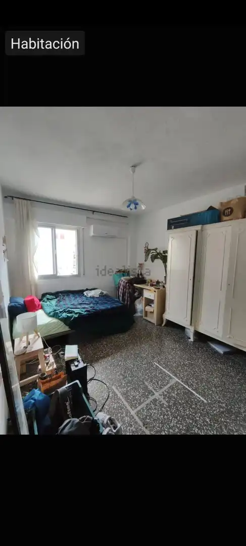 Habitación de Piso de alquiler en Granada con Calefacción