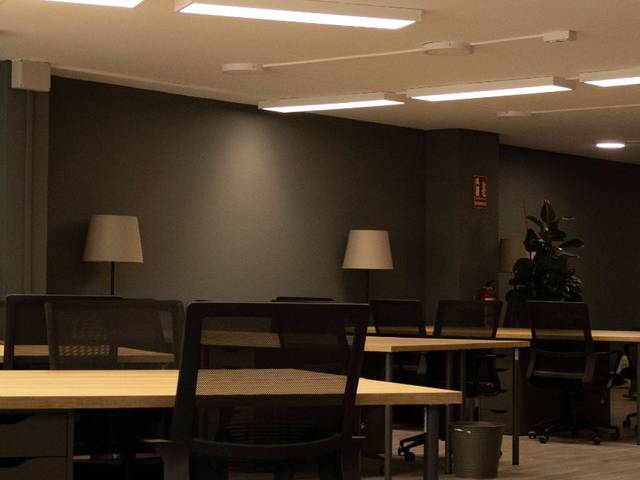 Oficina en Alquiler en Praza Orense, 5 en Ensanche