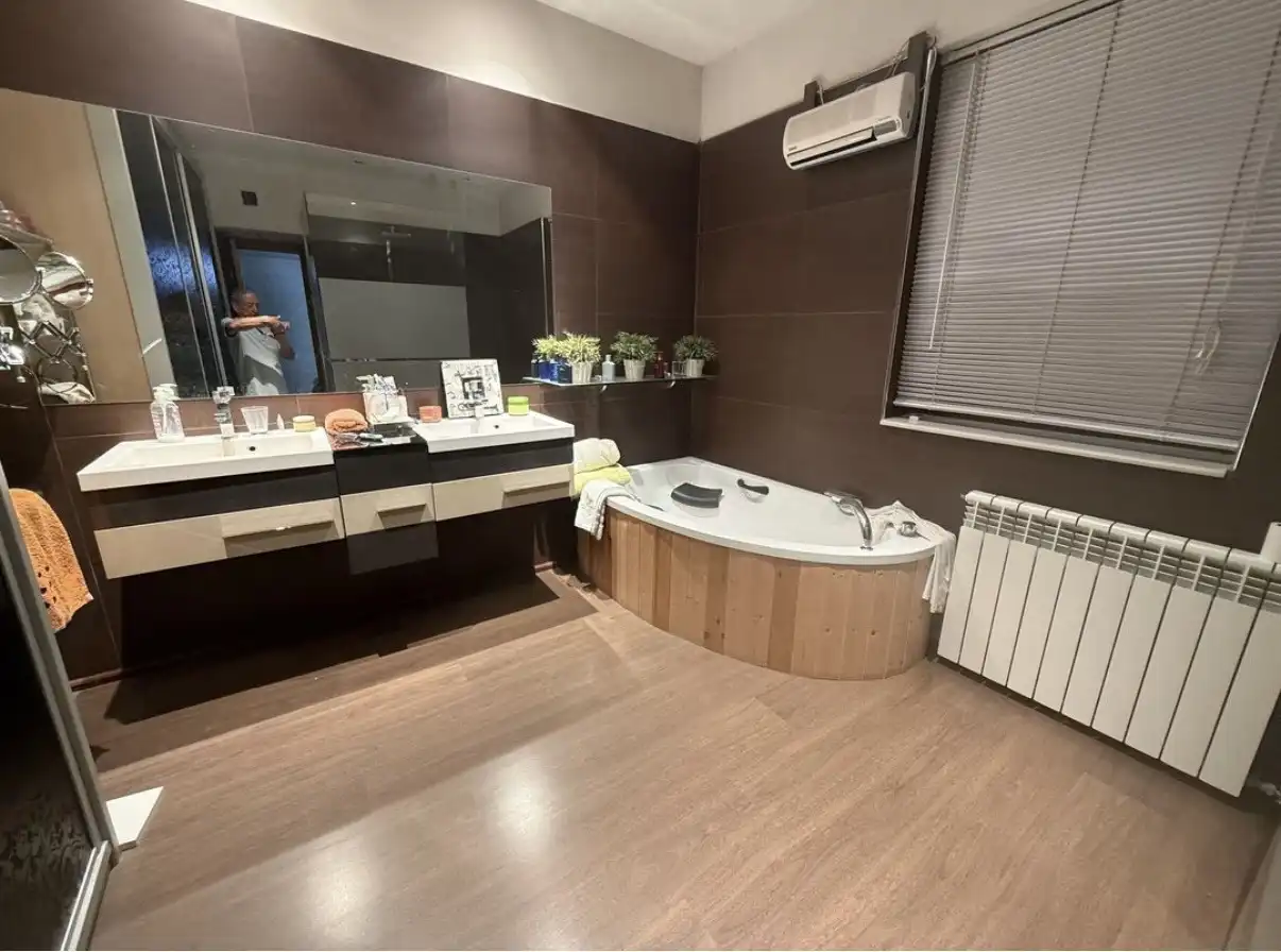 Baño de Casa o chalet en venta en Mansilla Mayor con Parquet, Trastero y Amueblado