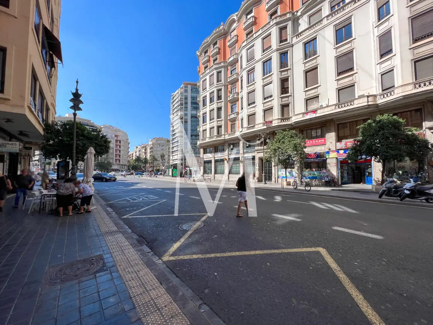 Exterior view of Commercial properties for rent in Valencia