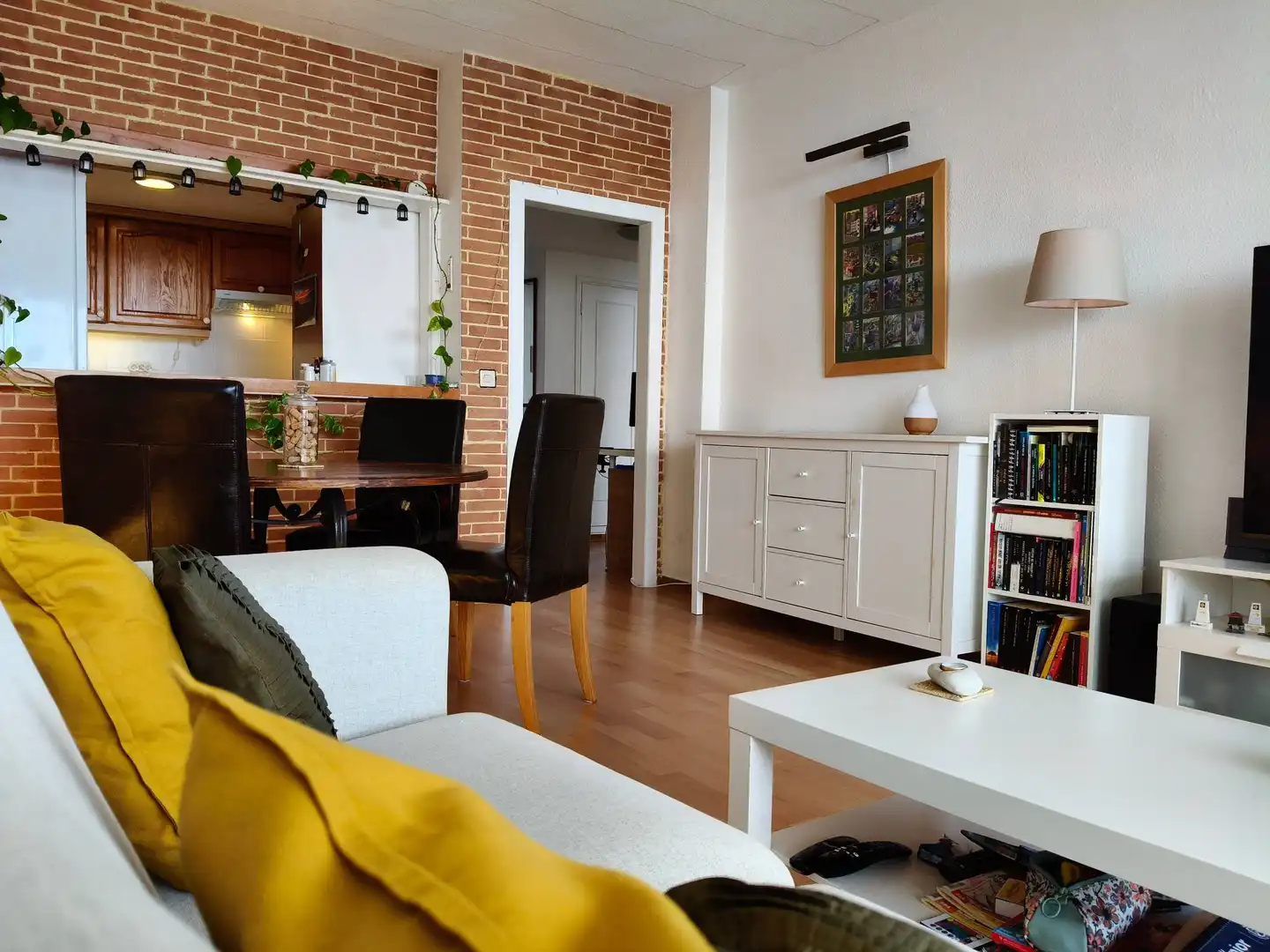 Sala d'estar de Apartament en venda en La Matanza de Acentejo amb Moblat, Balcó i Piscina comunitària
