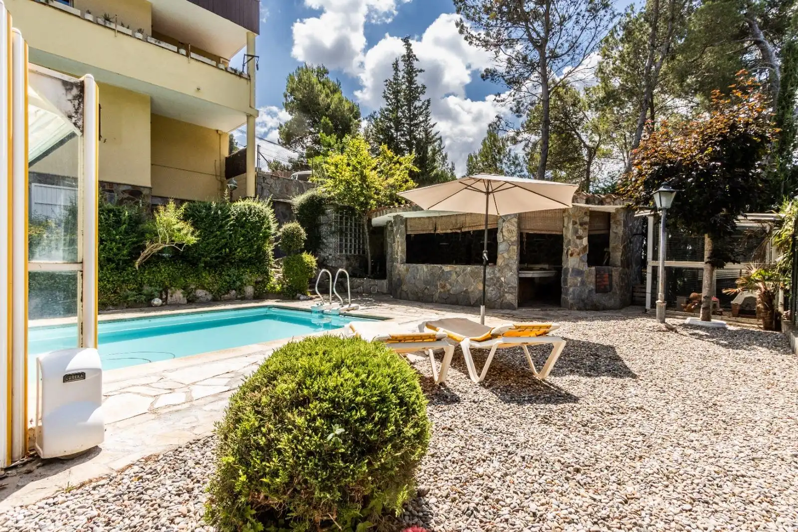 Houses for sale in Airesol