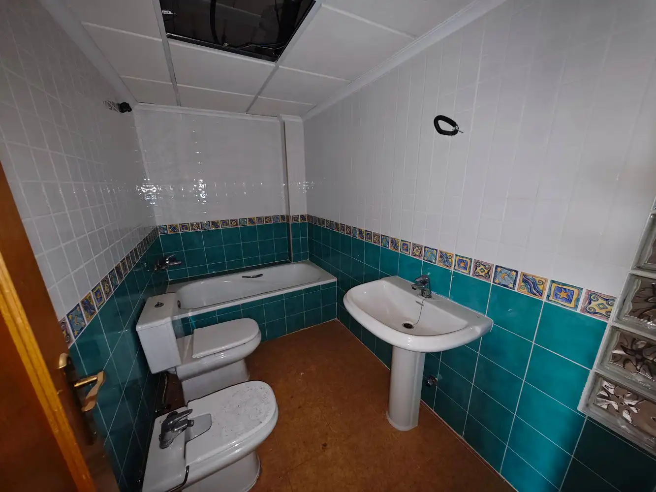 Baño de Casa adosada en venta en Granja de Rocamora con Terraza y Trastero